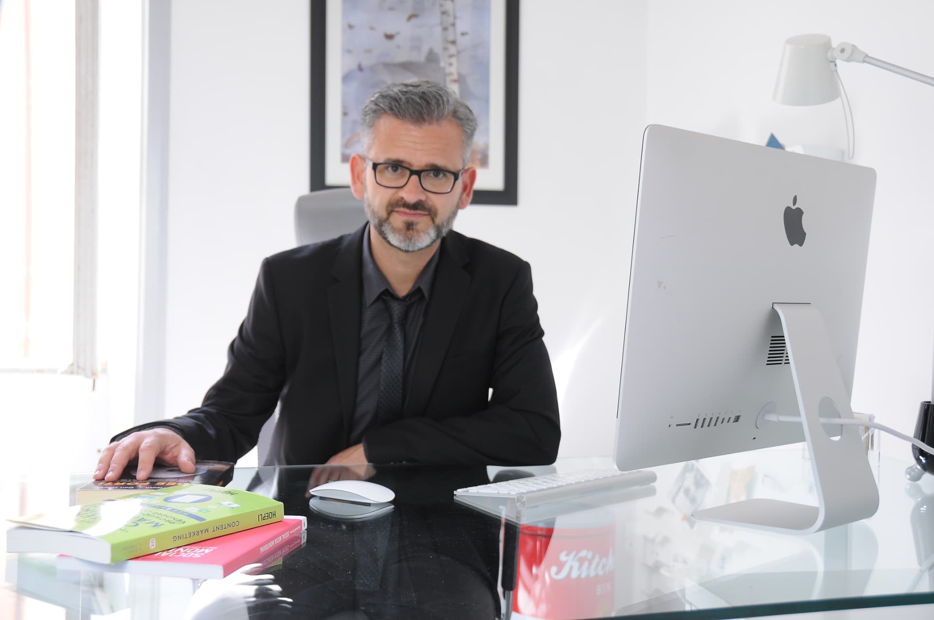 Il responsabile Growell Medical Trust nel suo studio